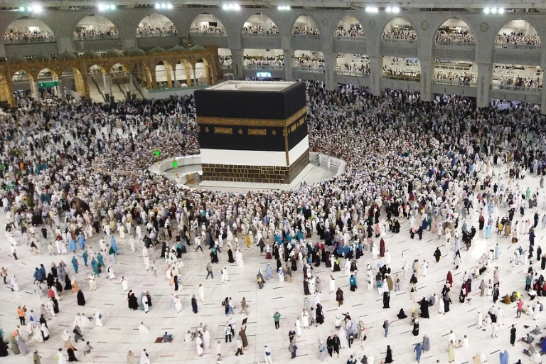 Omra 2026 : Les Agences Marocaines Renforcent leur Offre et la Demande Explose